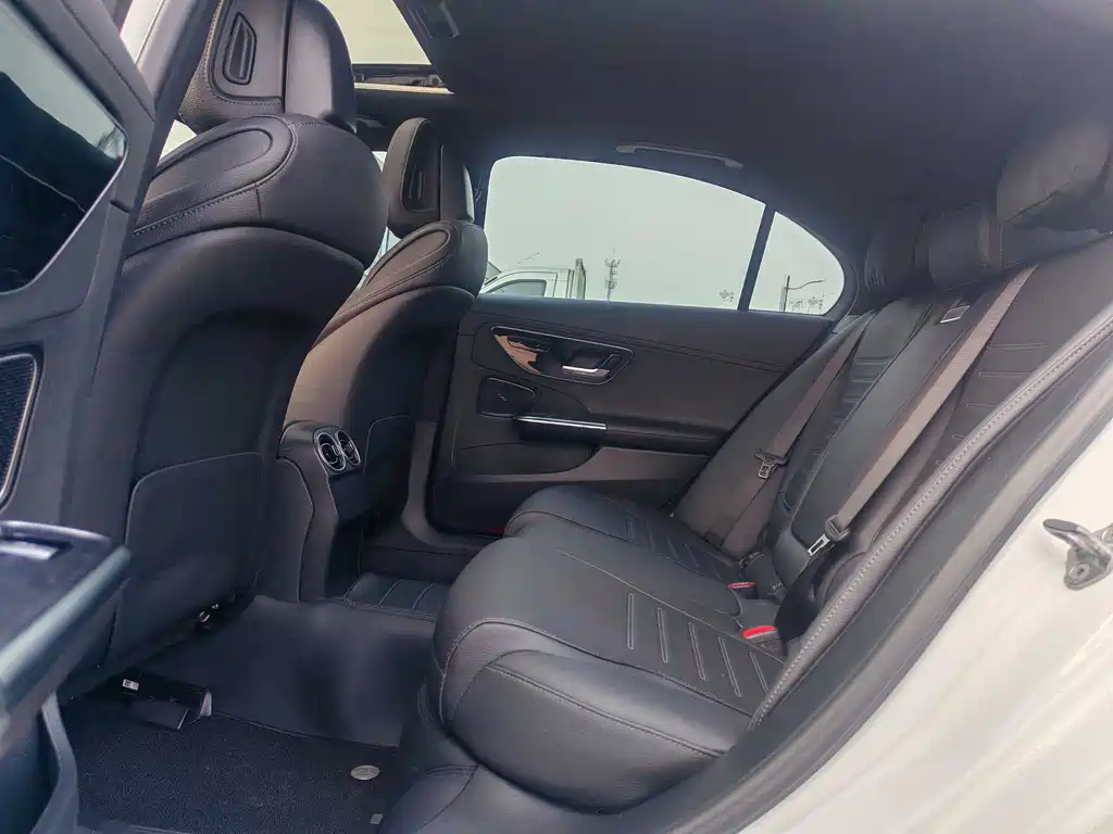 Mercedes-Benz Mercedes-Benz C-Class 2023 C 200 L Sport Edition 2023 - thumbnail 18