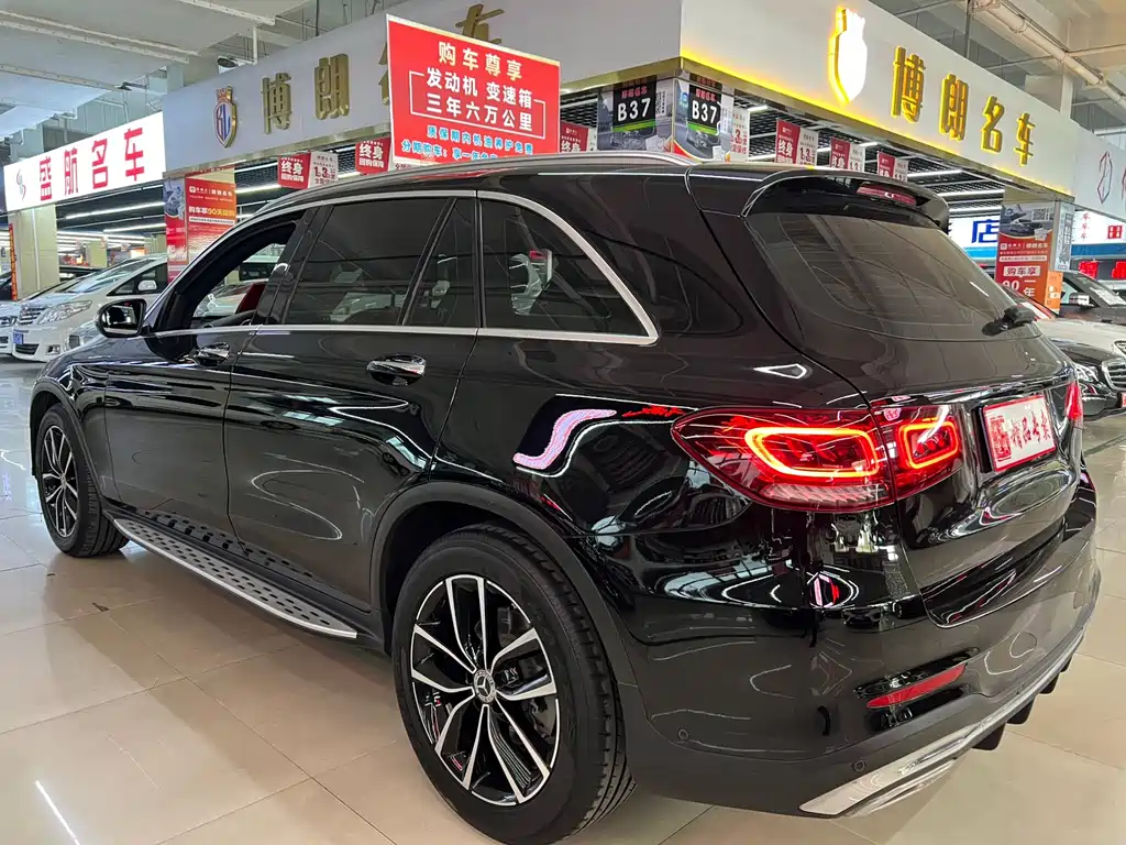 Mercedes-Benz Mercedes-Benz GLC 2020 GLC 300 L 4MATIC Sport Edition 2020 - thumbnail 6