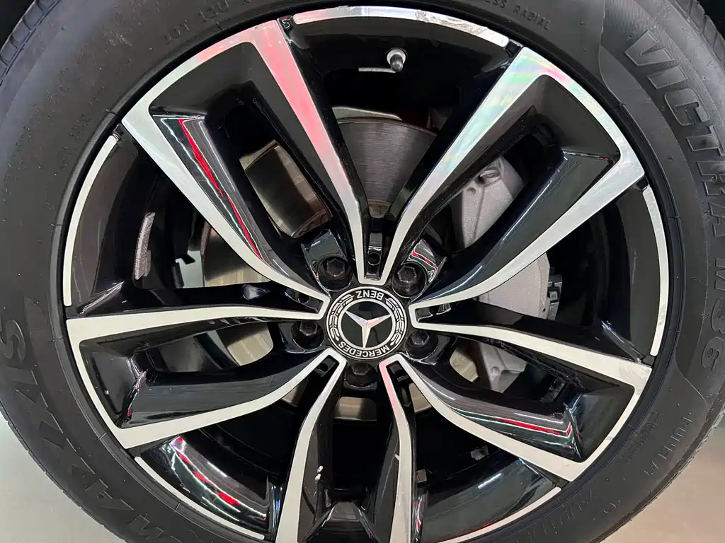 Mercedes-Benz Mercedes-Benz GLC 2020 GLC 300 L 4MATIC Sport Edition 2020 - thumbnail 9