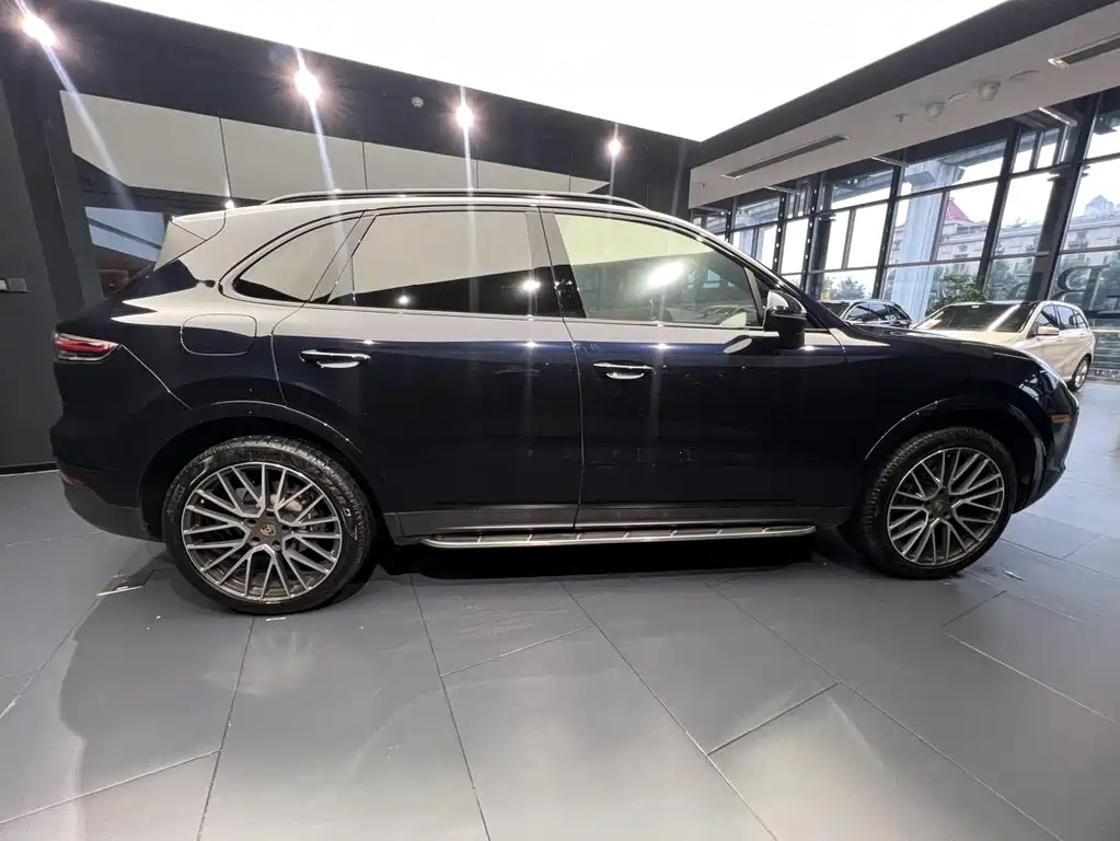 Porsche Porsche Cayenne 2022 3.0T Platinum Edition 2022 - thumbnail 6