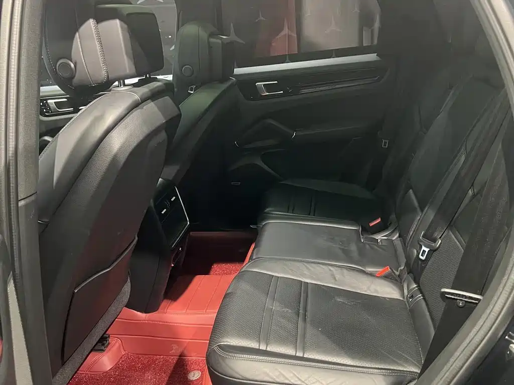 Porsche Porsche Cayenne 2022 3.0T Platinum Edition 2022 - thumbnail 9