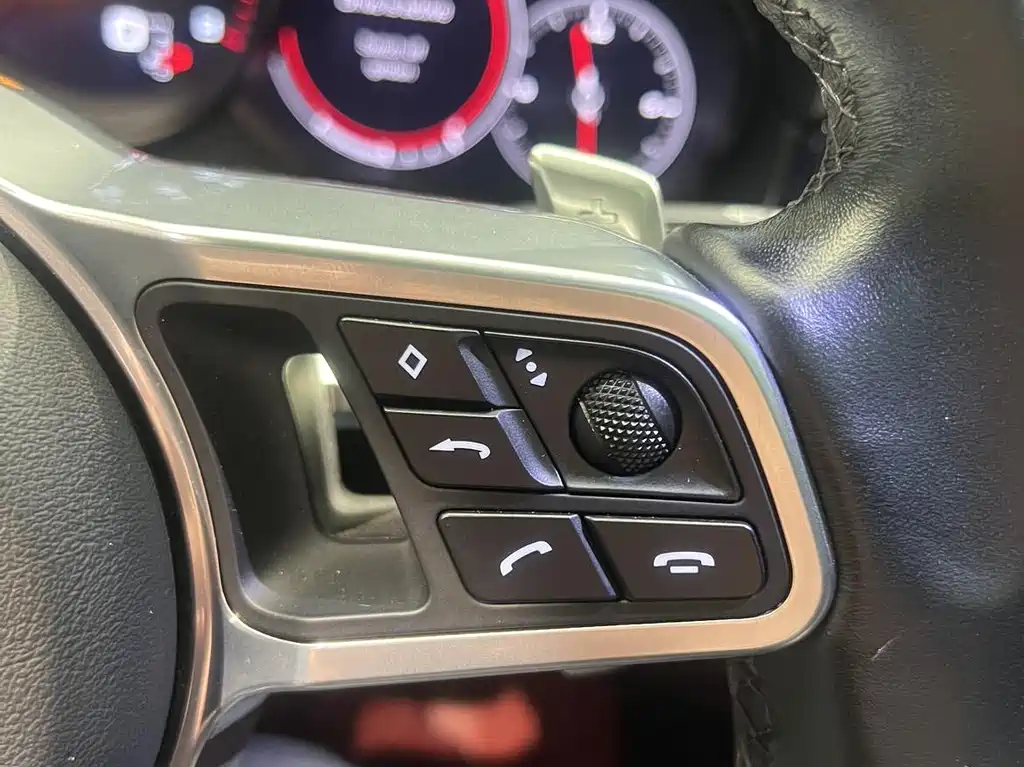 Porsche Porsche Cayenne 2022 3.0T Platinum Edition 2022 - thumbnail 18