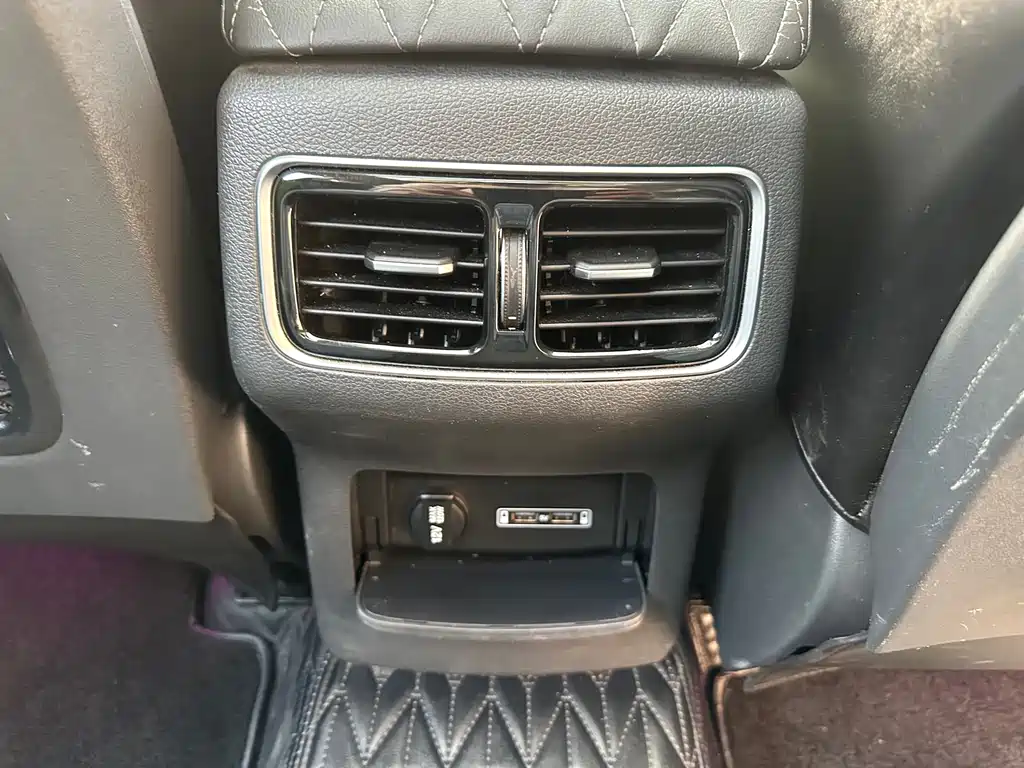 Hongqi Hongqi HS5 2022 2.0T Smart Connect Flag Enjoy Edition 2023 - thumbnail 13