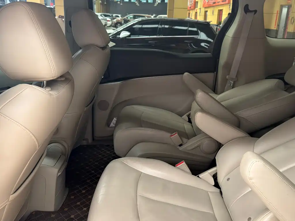 Buick Buick GL8 2018 28T Luxury Edition China VI 2019 - thumbnail 4