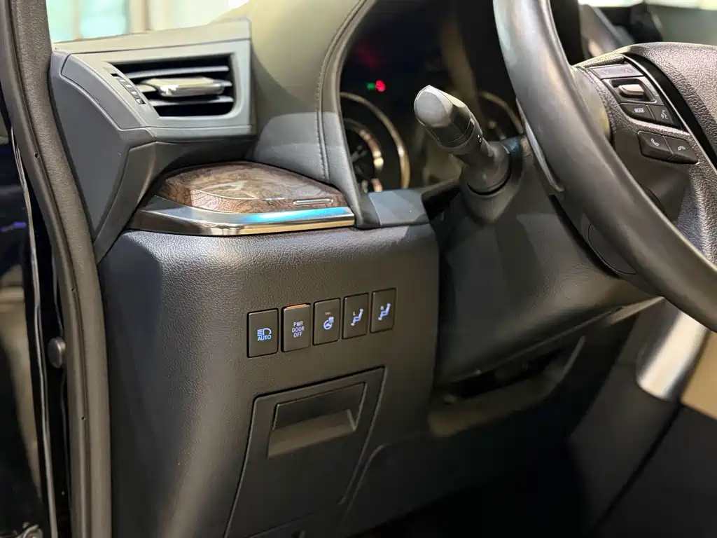 Toyota Alphard 2021 Crown Hybrid 2.5L HV Luxury Version 2023 - thumbnail 11