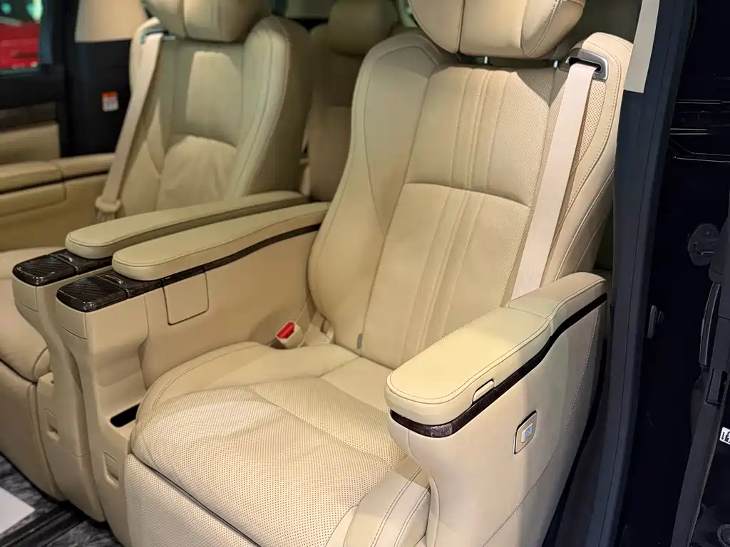 Toyota Alphard 2021 Crown Hybrid 2.5L HV Luxury Version 2023 - thumbnail 23
