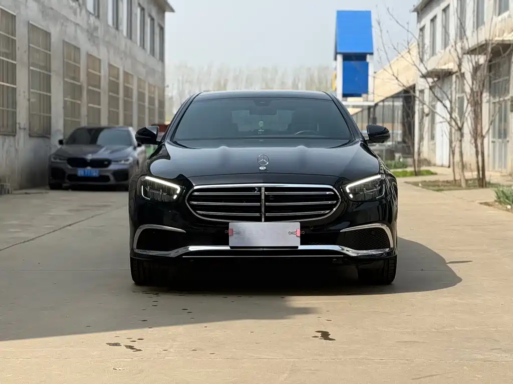 Mercedes-Benz Mercedes-Benz E-Class 2023 Model Year Facelift E 300 L Sport Fashion Edition 2023 - thumbnail 2