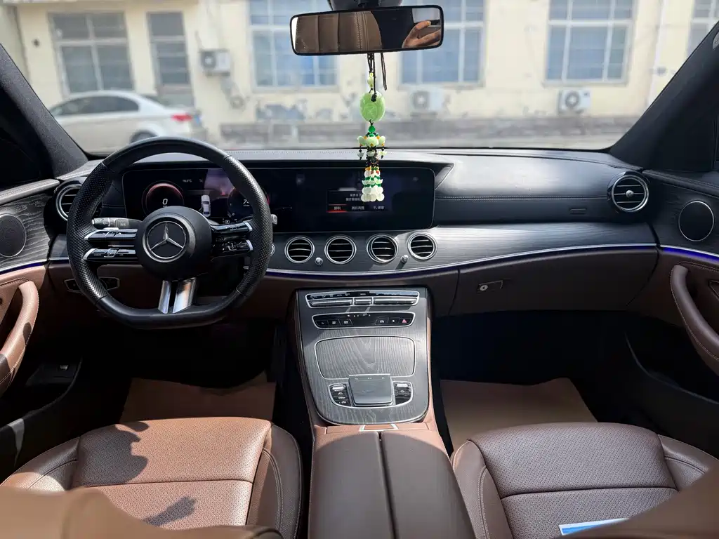 Mercedes-Benz Mercedes-Benz E-Class 2023 Model Year Facelift E 300 L Sport Fashion Edition 2023 - thumbnail 5