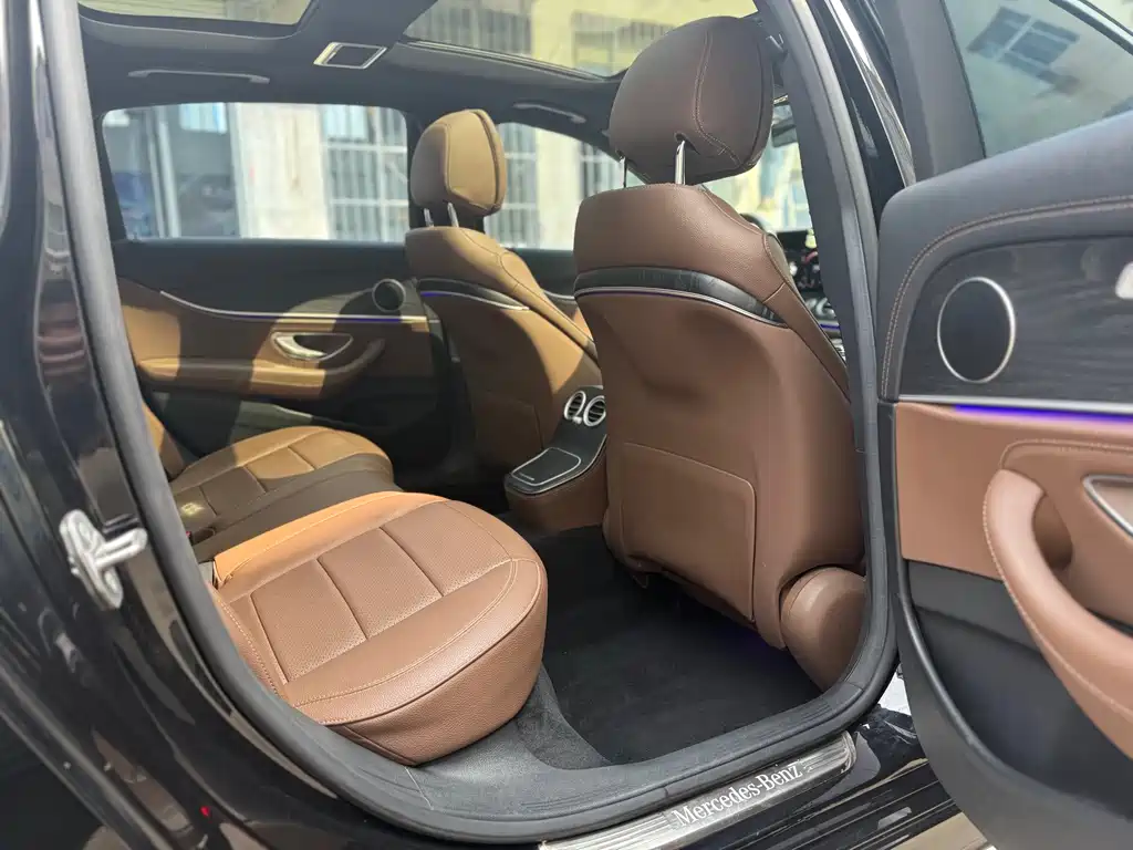 Mercedes-Benz Mercedes-Benz E-Class 2023 Model Year Facelift E 300 L Sport Fashion Edition 2023 - thumbnail 6