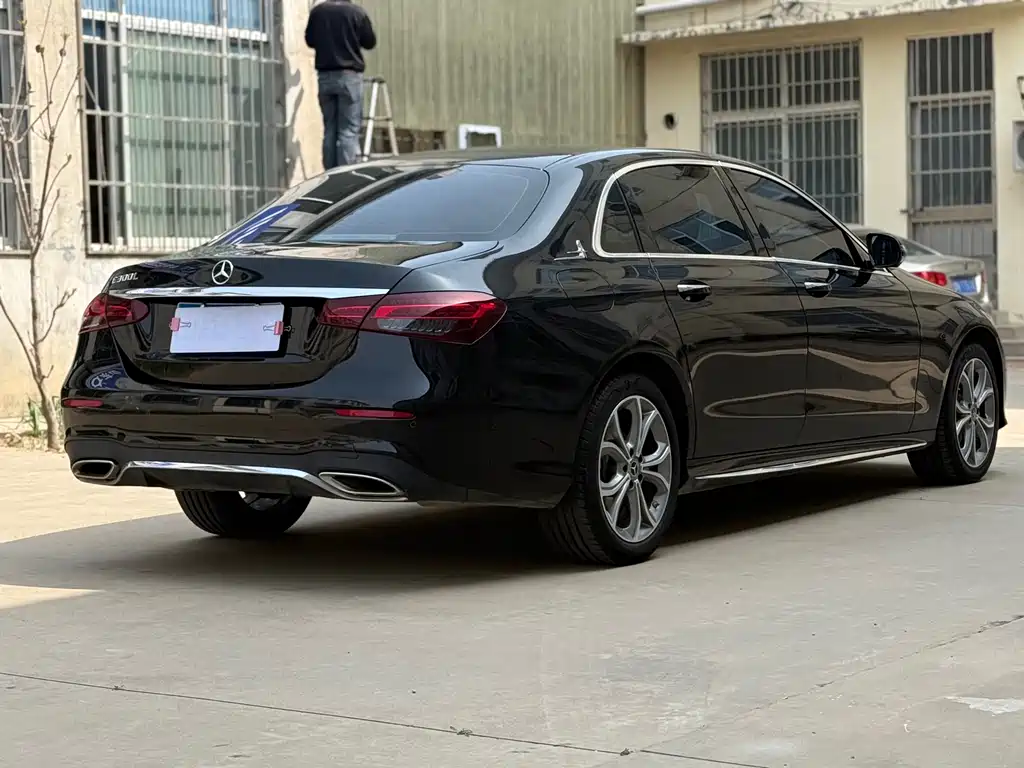 Mercedes-Benz Mercedes-Benz E-Class 2023 Model Year Facelift E 300 L Sport Fashion Edition 2023 - thumbnail 7