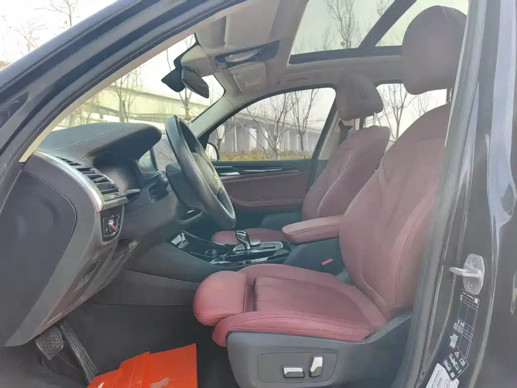 BMW BMW X3 2022 xDrive25i M Sport Package 2022 - thumbnail 4