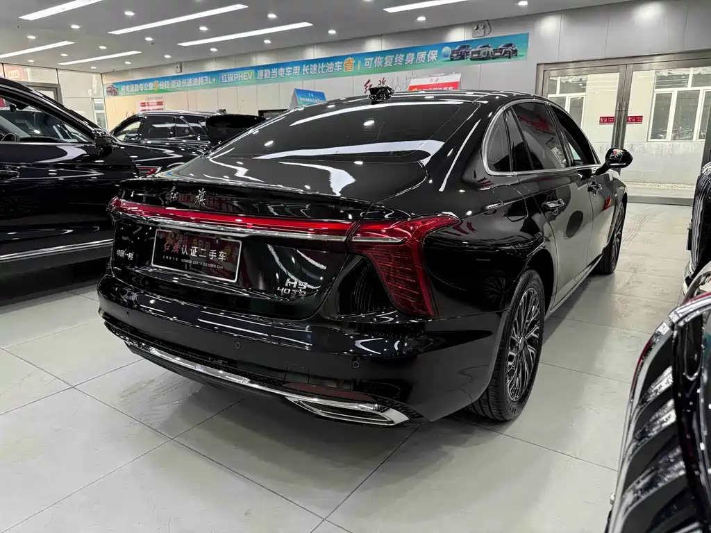 Hongqi Hongqi H5 2025 2.0T Automatic Flag Enjoyment Edition 2025 - thumbnail 4