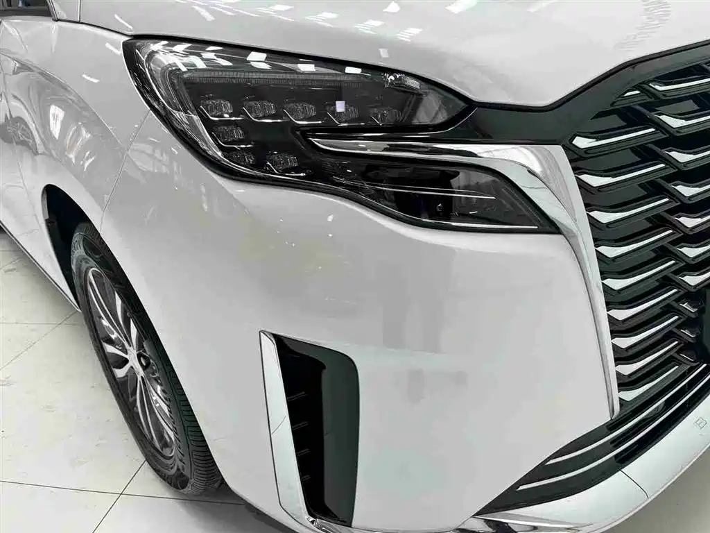 Buick Buick GL8 2023 ES Landmark Comfort Edition 2023 - thumbnail 15