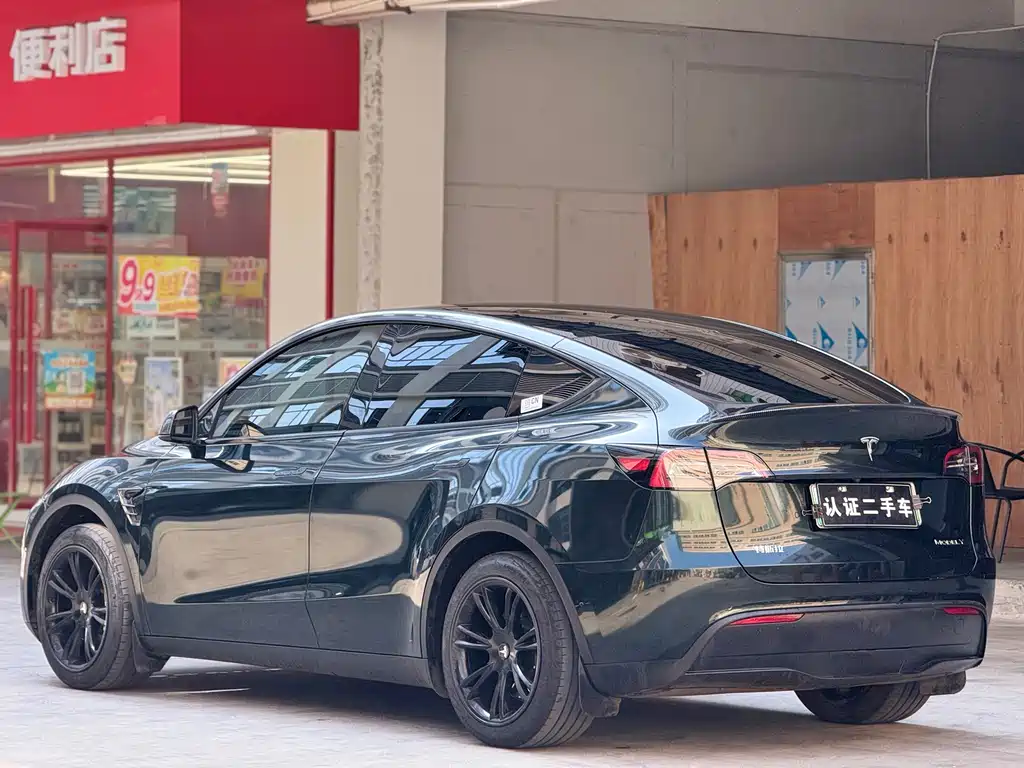 Tesla Model Y 2023 Rear-Wheel Drive 2024 - thumbnail 9