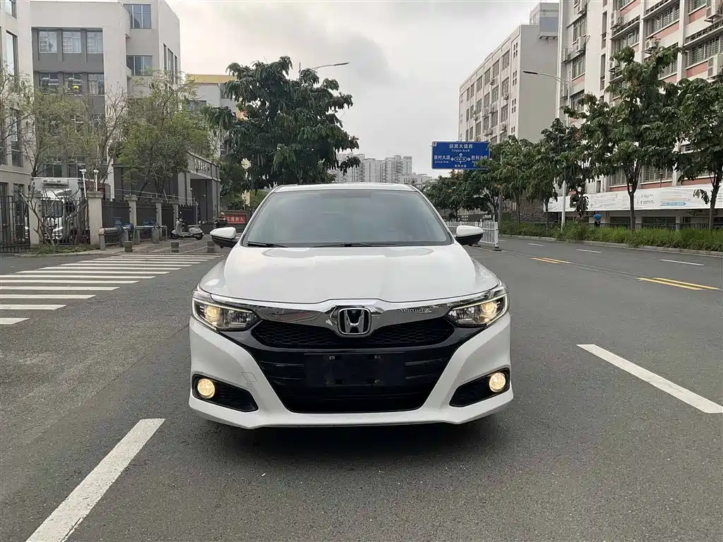 Honda Honda Lingpai 2019 180Turbo CVT Luxury Edition China V 2019 - thumbnail 3