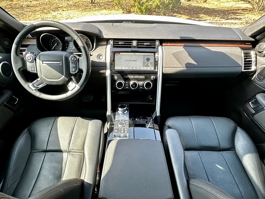 Land Rover Discovery 2017 3.0 SC V6 HSE 2017 - thumbnail 8