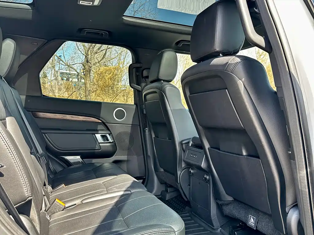 Land Rover Discovery 2017 3.0 SC V6 HSE 2017 - thumbnail 9