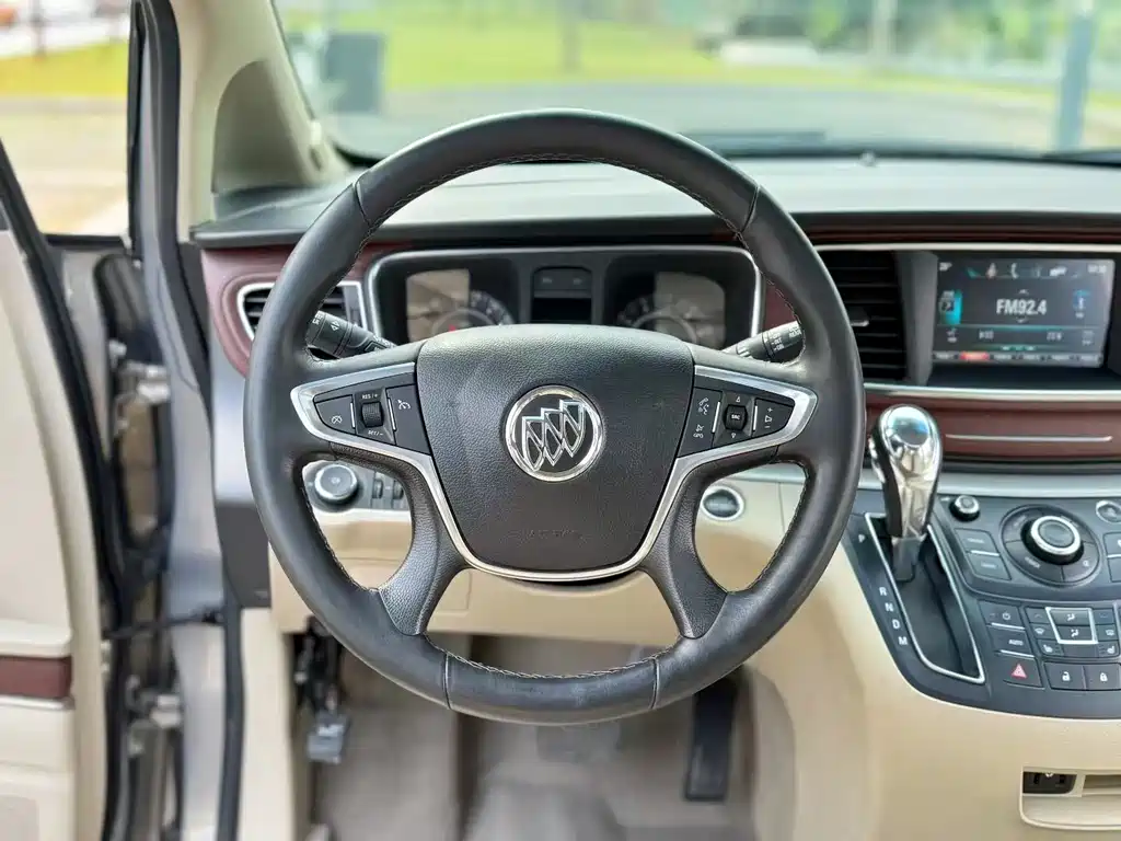 Buick Buick GL8 2018 28T Premium Edition China VI 2020 - thumbnail 7