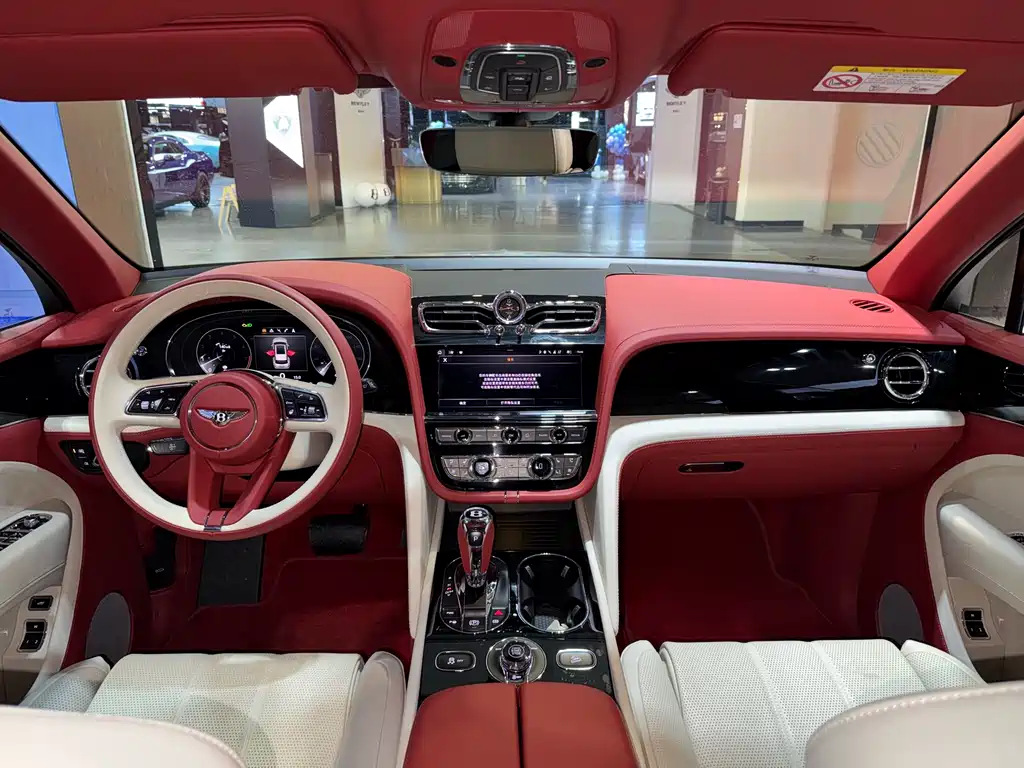 Bentley Bentayga 2023 4.0T V8 Extended Wheelbase 2023 - thumbnail 10
