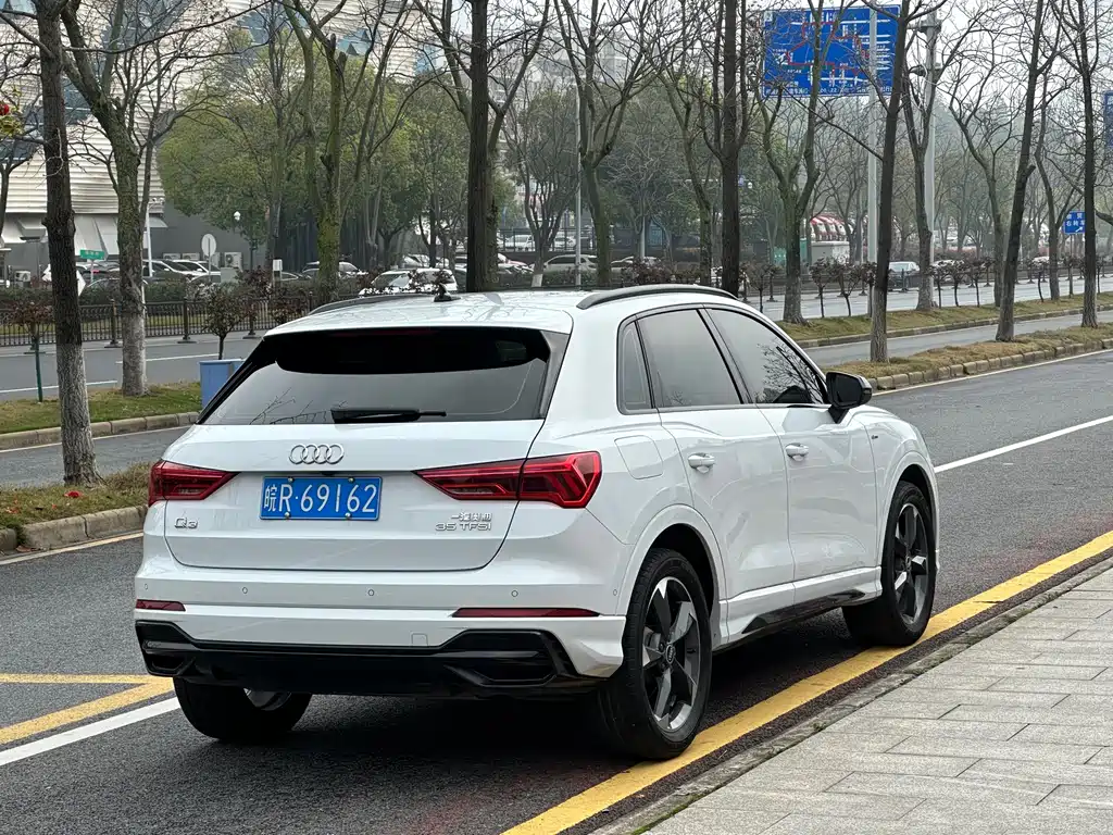 Audi Audi Q3 2022 35 TFSI Fashion Dynamic Edition 2022 - thumbnail 11