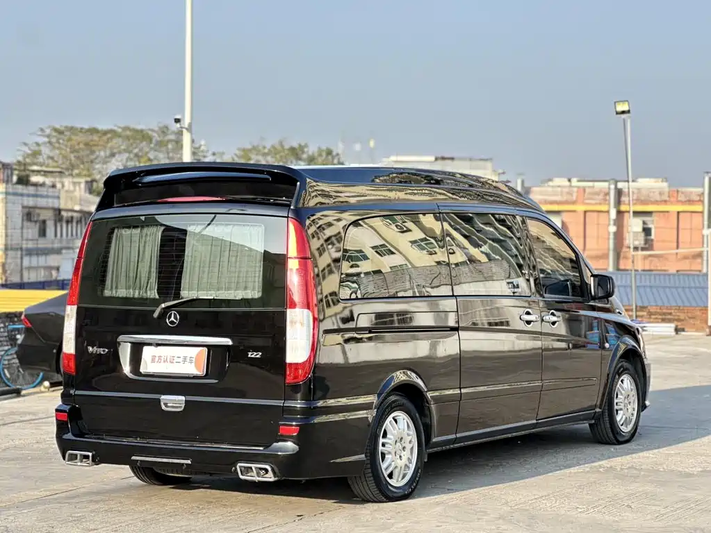 Mercedes-Benz Vito 2015 3.0L Elite Edition 2017 - thumbnail 16