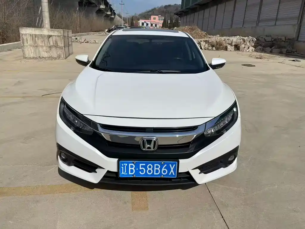 Honda Honda Civic 2019 220TURBO CVT Turbocharged Version China V 2019 - thumbnail 2