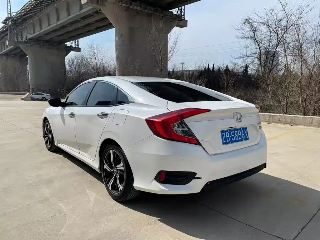 Honda Honda Civic 2019 220TURBO CVT Turbocharged Version China V 2019 - thumbnail 7