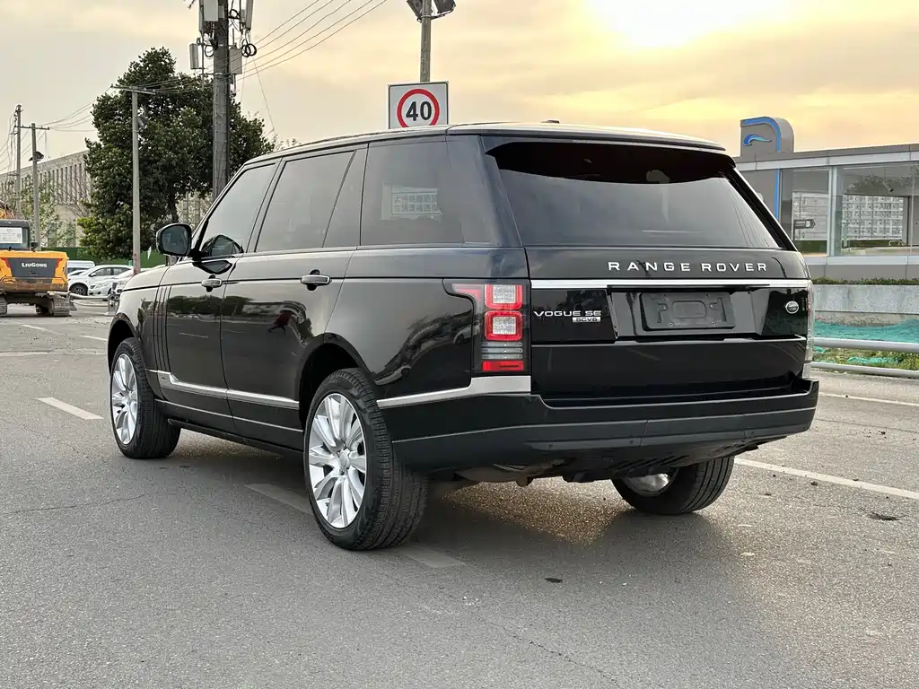 Land Rover Range Rover 2016 3.0 SC V6 Vogue SE Autobiography Long Wheelbase 2016 - thumbnail 11