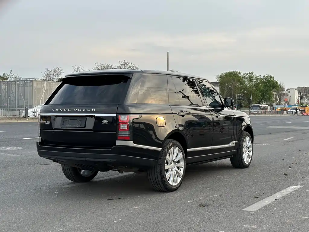 Land Rover Range Rover 2016 3.0 SC V6 Vogue SE Autobiography Long Wheelbase 2016 - thumbnail 13