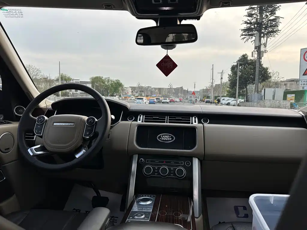Land Rover Range Rover 2016 3.0 SC V6 Vogue SE Autobiography Long Wheelbase 2016 - thumbnail 22
