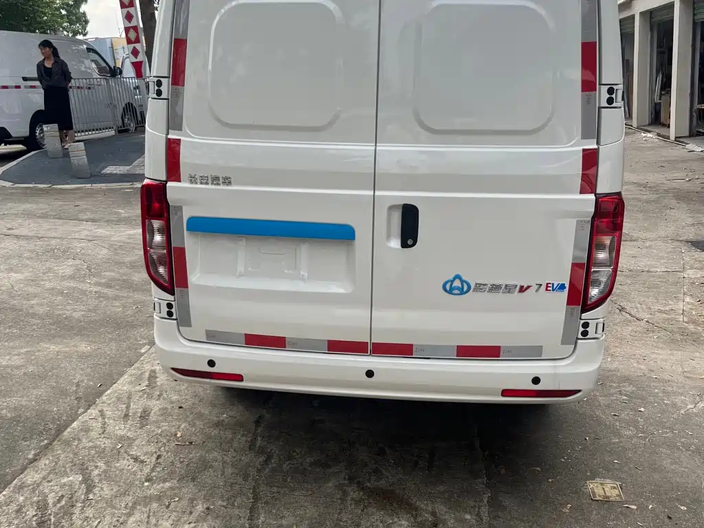 Changan Kuayue Kaiyi Star V7 EV 2025 Model 251km Comfort 2-Seat Ningde 2C 41.86kWh 2026 - thumbnail 6