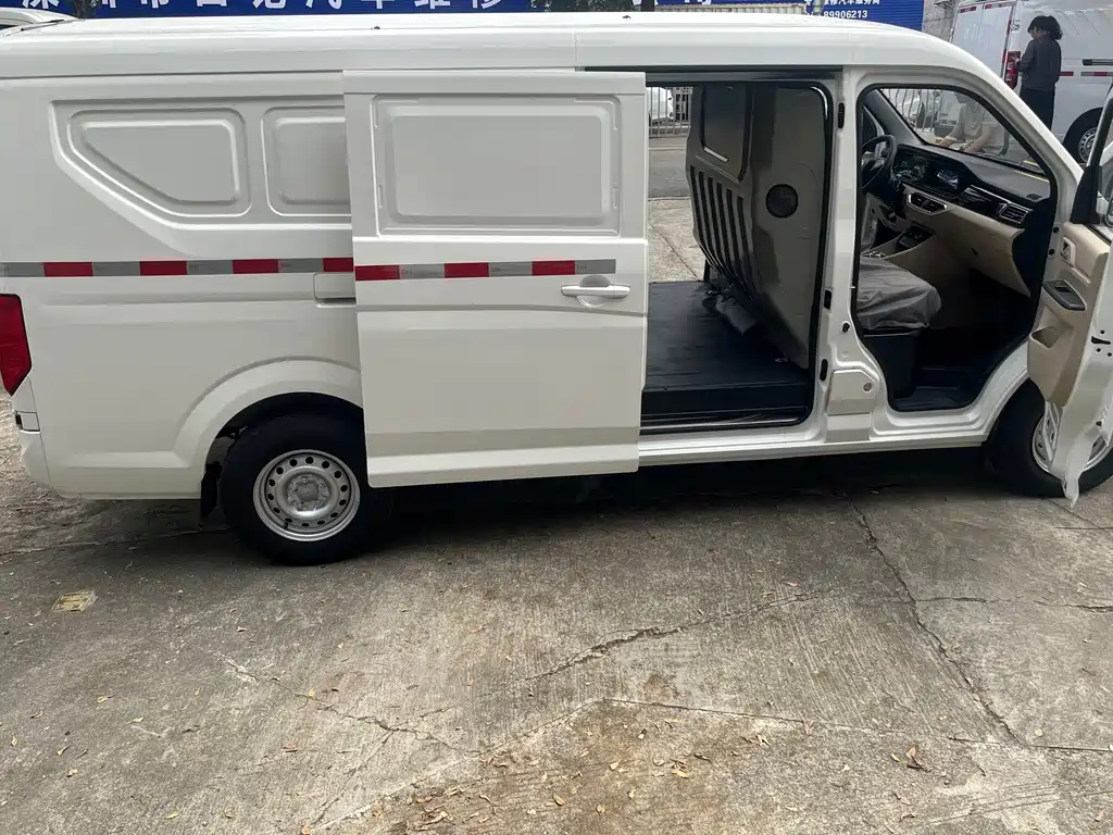 Changan Kuayue Kaiyi Star V7 EV 2025 Model 251km Comfort 2-Seat Ningde 2C 41.86kWh 2026 - thumbnail 10