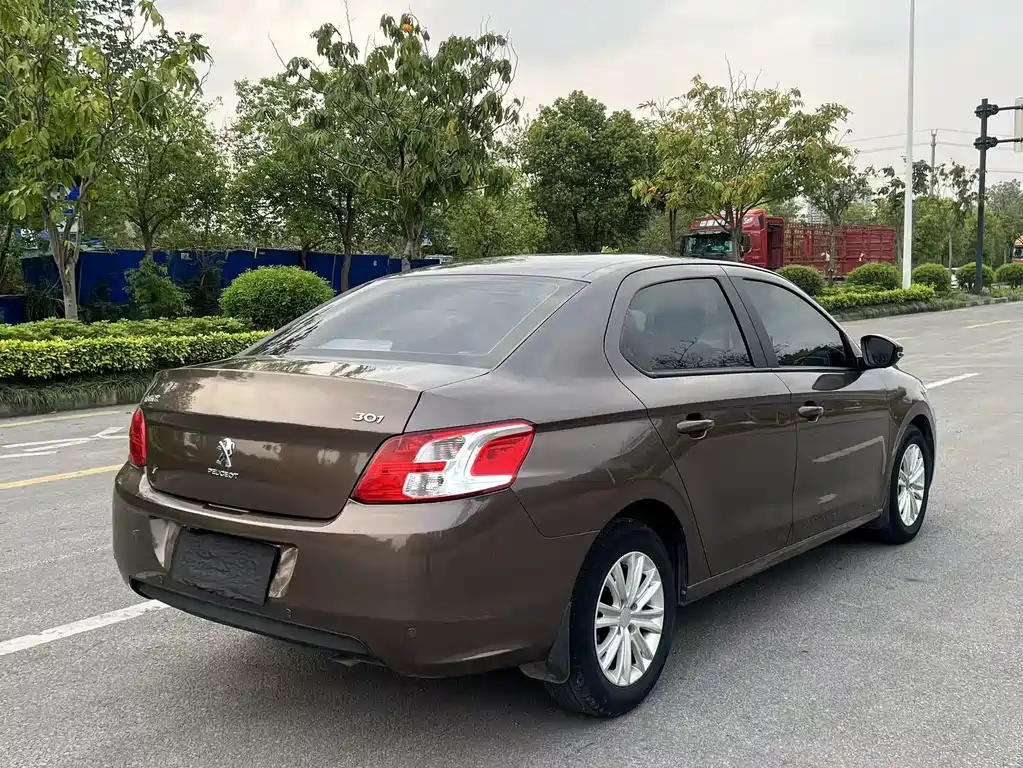 Peugeot Peugeot 301 2016 1.6L Manual Comfort Edition 2016 - thumbnail 6