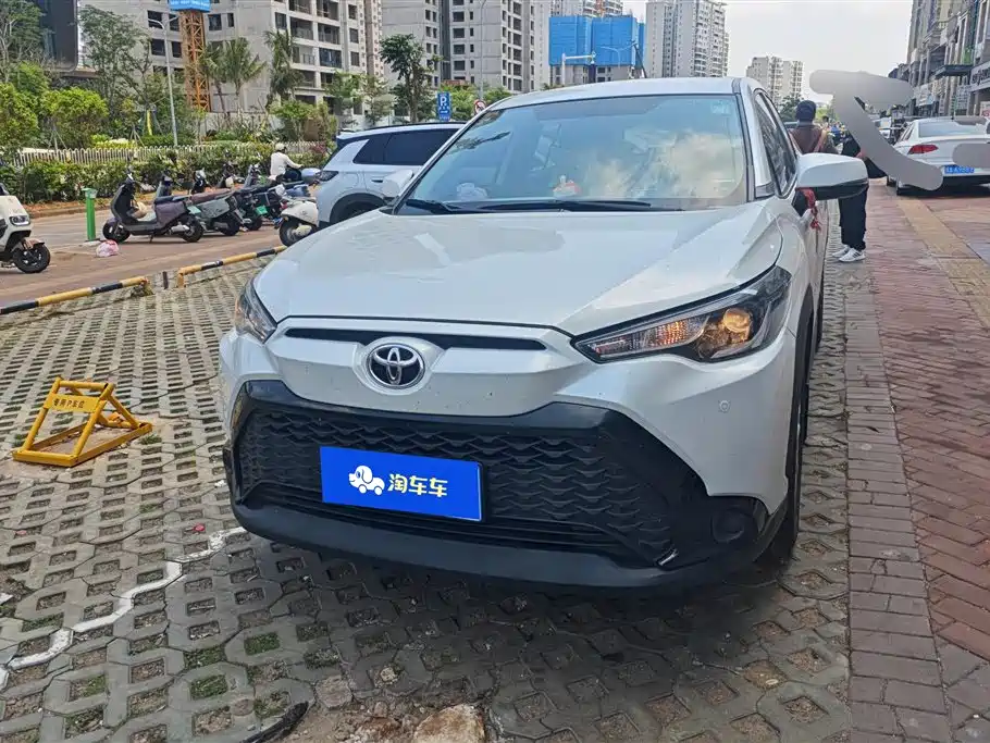 Toyota Corolla Cross 2023 2.0L CVT Premium Edition 2023 - thumbnail 2