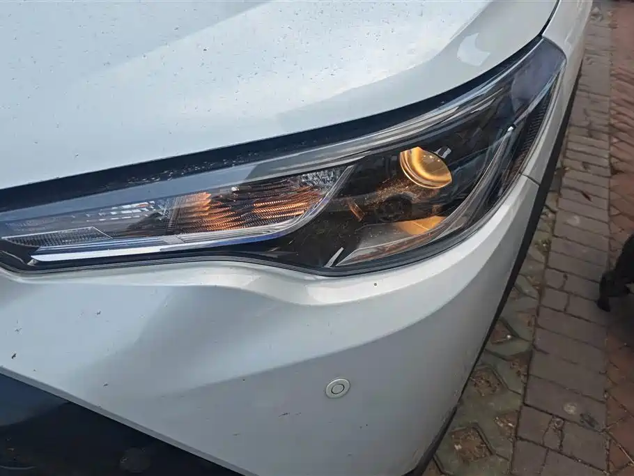 Toyota Corolla Cross 2023 2.0L CVT Premium Edition 2023 - thumbnail 5