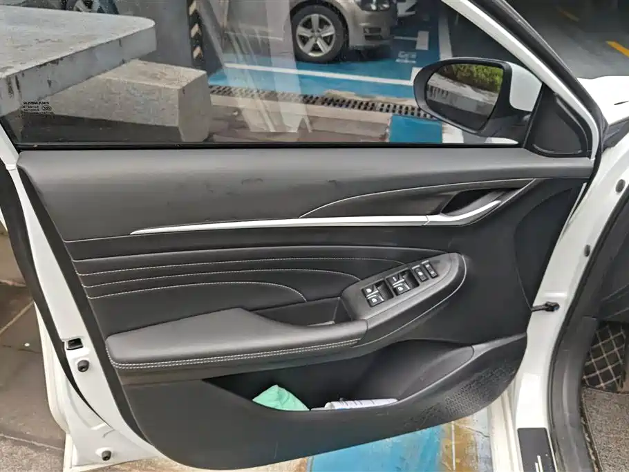 Changan YiDong 2021 PLUS 1.6L GDI Manual Luxury Edition 2022 - thumbnail 7