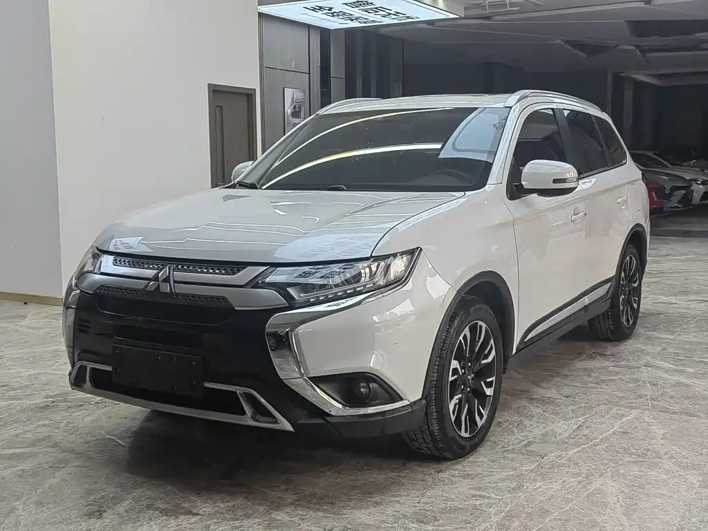 Mitsubishi Outlander 2019 2.0L 2WD Comfort Edition 5-seater China VI 2020