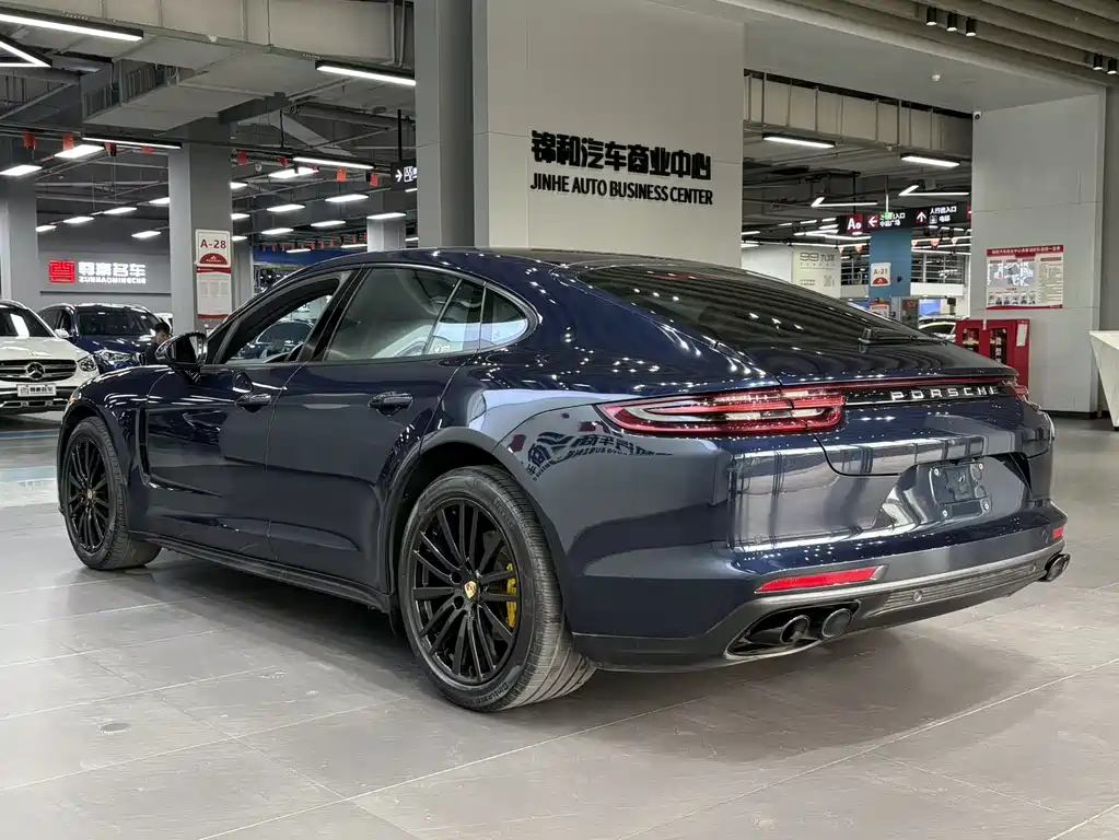 Porsche Porsche Panamera 2017 3.0T 2019 - thumbnail 4