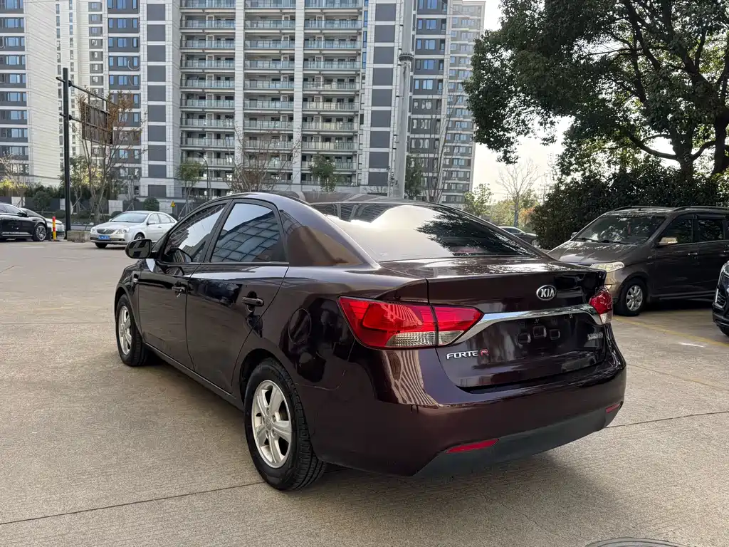 Kia Kia Forte 2014 1.6L AT GL 2014 - thumbnail 4