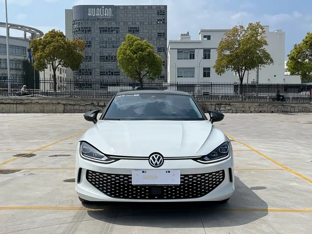 Volkswagen Lamando 2024 Lamando L 280TSI DSG Cool & Spicy Edition 2024 - thumbnail 4