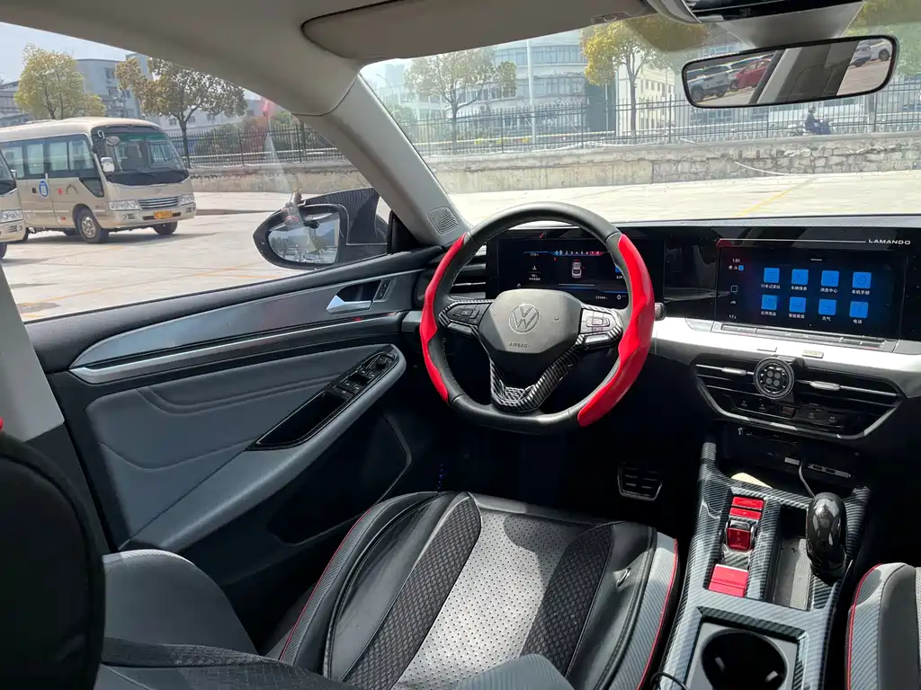 Volkswagen Lamando 2024 Lamando L 280TSI DSG Cool & Spicy Edition 2024 - thumbnail 10
