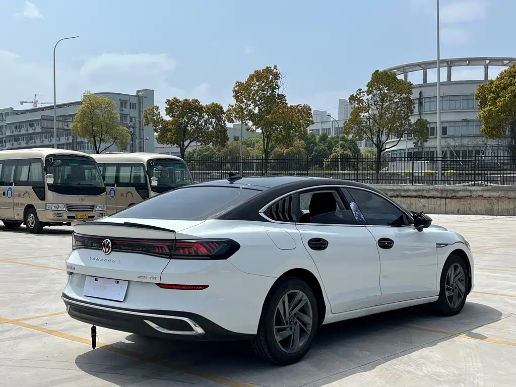Volkswagen Lamando 2024 Lamando L 280TSI DSG Cool & Spicy Edition 2024 - thumbnail 16