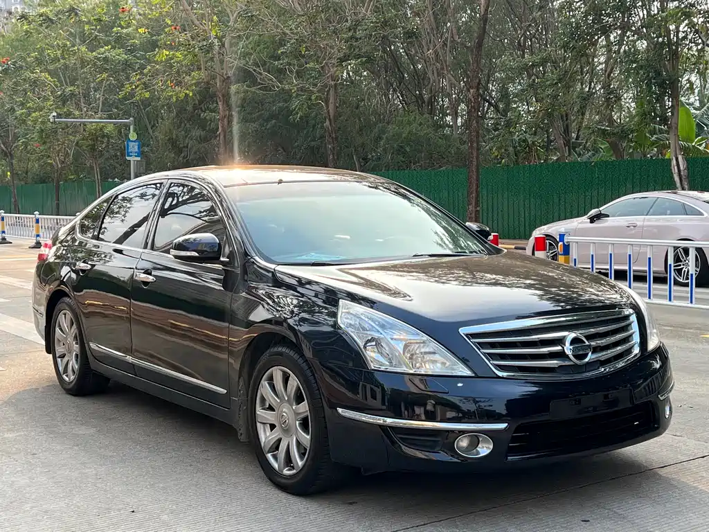 Nissan Nissan Teana 2009 Duke 2.5L XV VIP Premium Edition 2009 - thumbnail 3