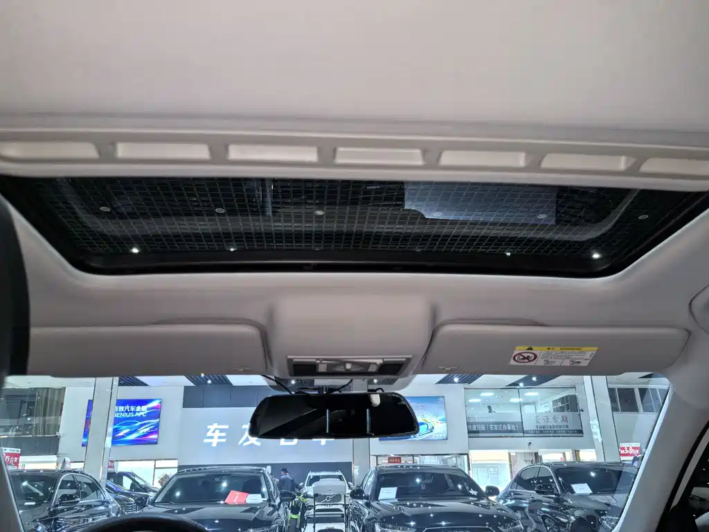 Skoda Skoda Rapid 2018 1.6L Automatic Comfort Edition 2018 - thumbnail 14