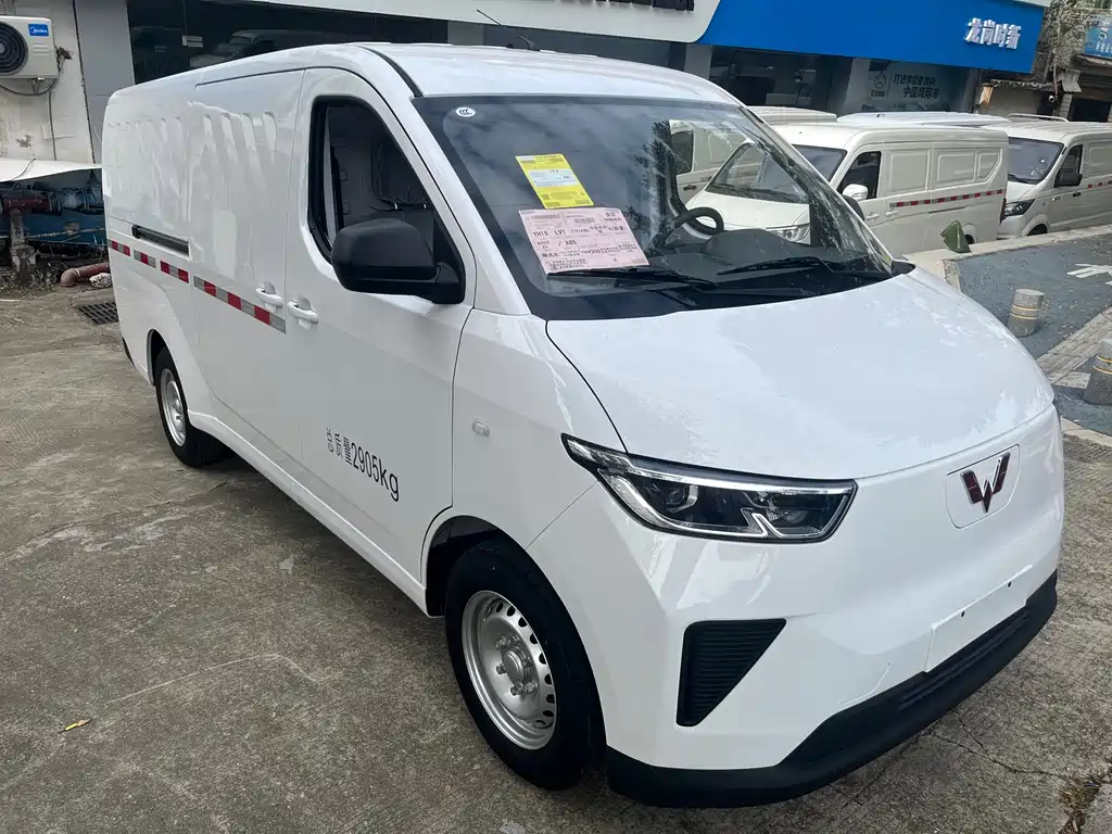 Wuling Motors Wuling Yangguang 2024 300km Comfort Windowless Edition 60kW 2026 - thumbnail 3
