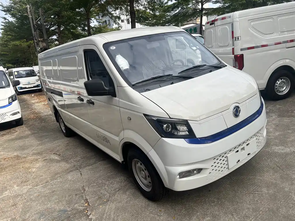 Dongfeng Yufeng EM27 2024 EM27L Henan Lido 41.472kWh 2026 - thumbnail 3