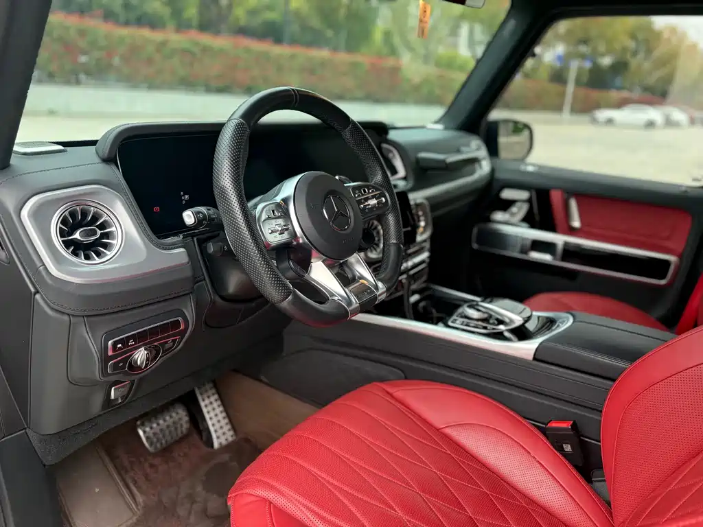 Mercedes-Benz Mercedes-Benz G-Class AMG 2023 AMG G 63 2023 - thumbnail 4