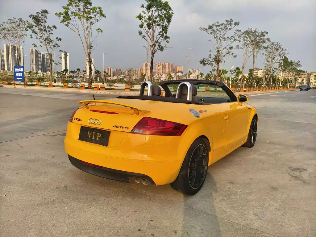 Audi Audi TT 2011 TT Roadster 2.0 TFSI 2013 - thumbnail 4