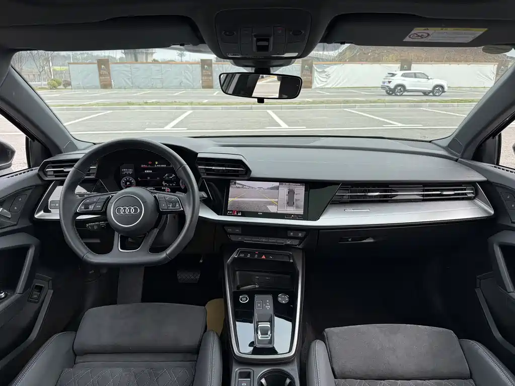 Audi Audi A3 2024 A3L Limousine 35 TFSI Luxury Sport Model 2024 - thumbnail 5