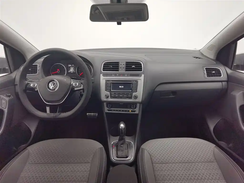 Volkswagen Volkswagen Polo 2016 1.6L Cross Polo Automatic 2016 - thumbnail 5